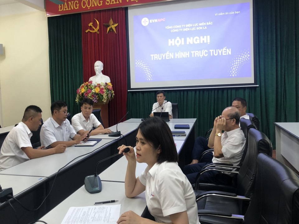 Tập huấn App kiểm tra giám sát mua bán điện ứng dụng hiện trường - CMIS mobile
